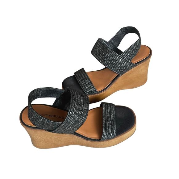 Lucky Brand Womens/Teen Black Sandals Size 6.5M Slip on open toe Platform Wedge - Picture 1 of 9